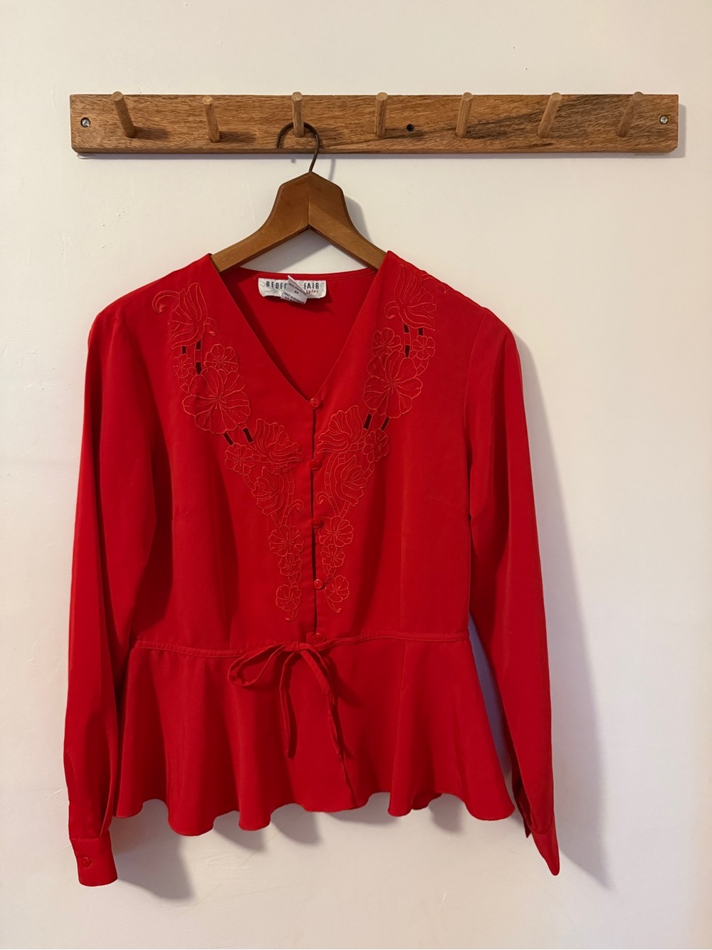 VTG Red Embroidered V-Neck Peplum Top by George Simonton